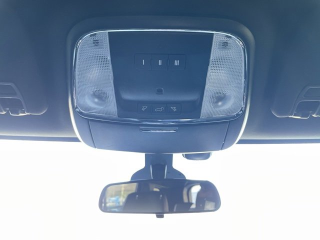 Used 2021 Jeep Grand Cherokee Laredo X image 21