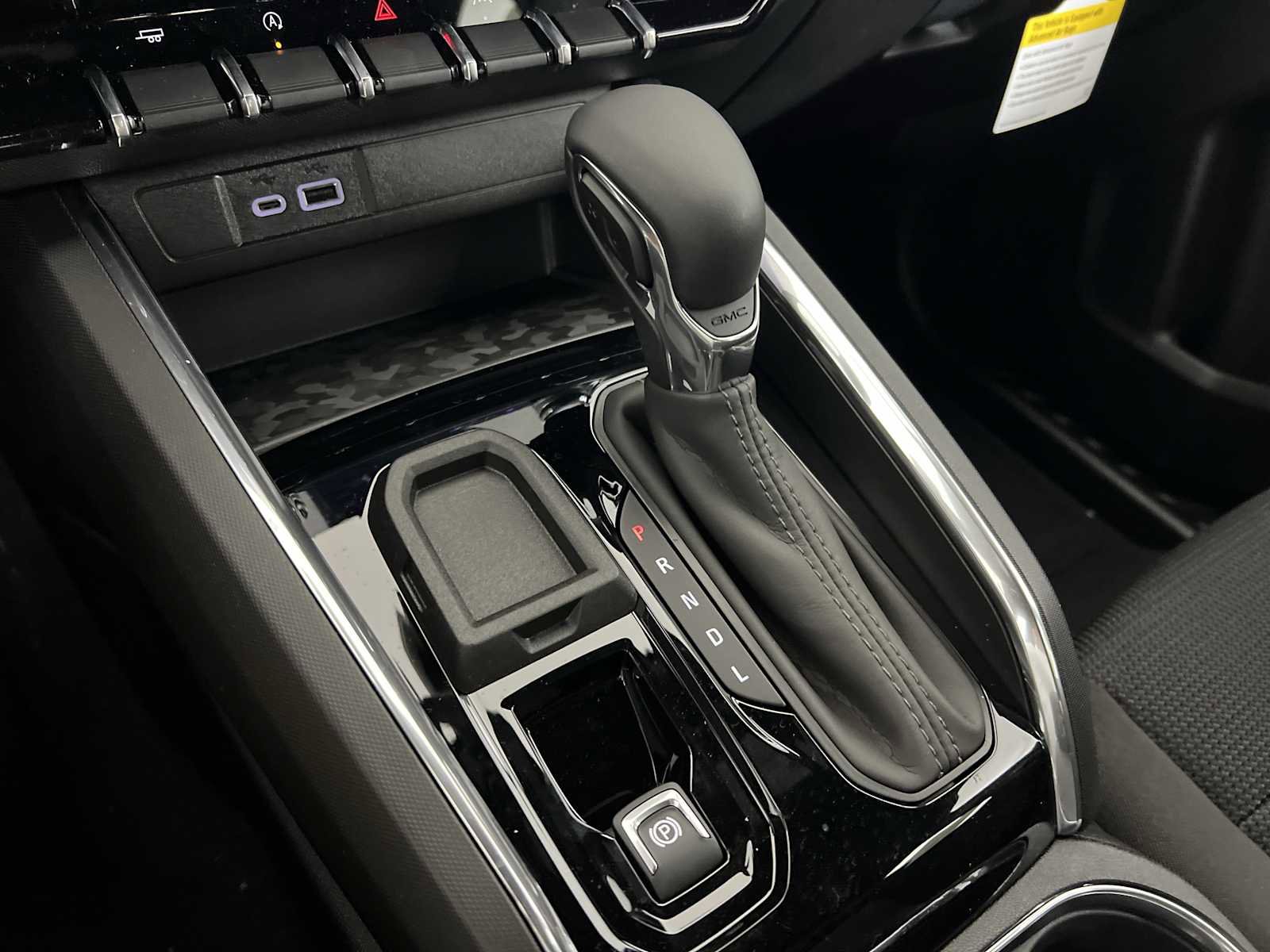 New 2026 GMC Canyon Elevation image 25