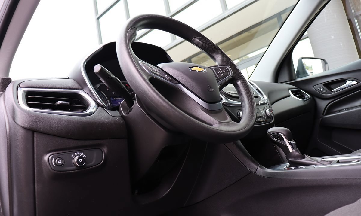 Used 2022 Chevrolet Equinox LT FWD image 40