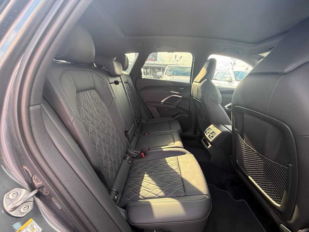 Used 2025 Audi SQ5 Premium Plus AWD/4WD image 21