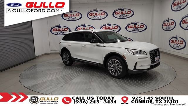 Used 2023 Lincoln Corsair Reserve image 2