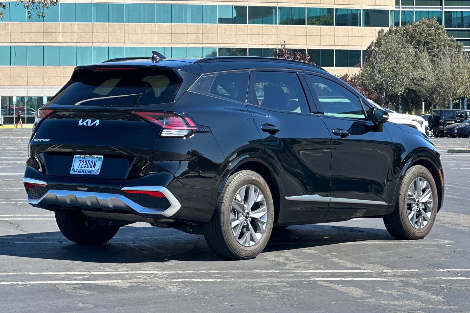 Used 2025 Kia Sportage SX FWD image 4