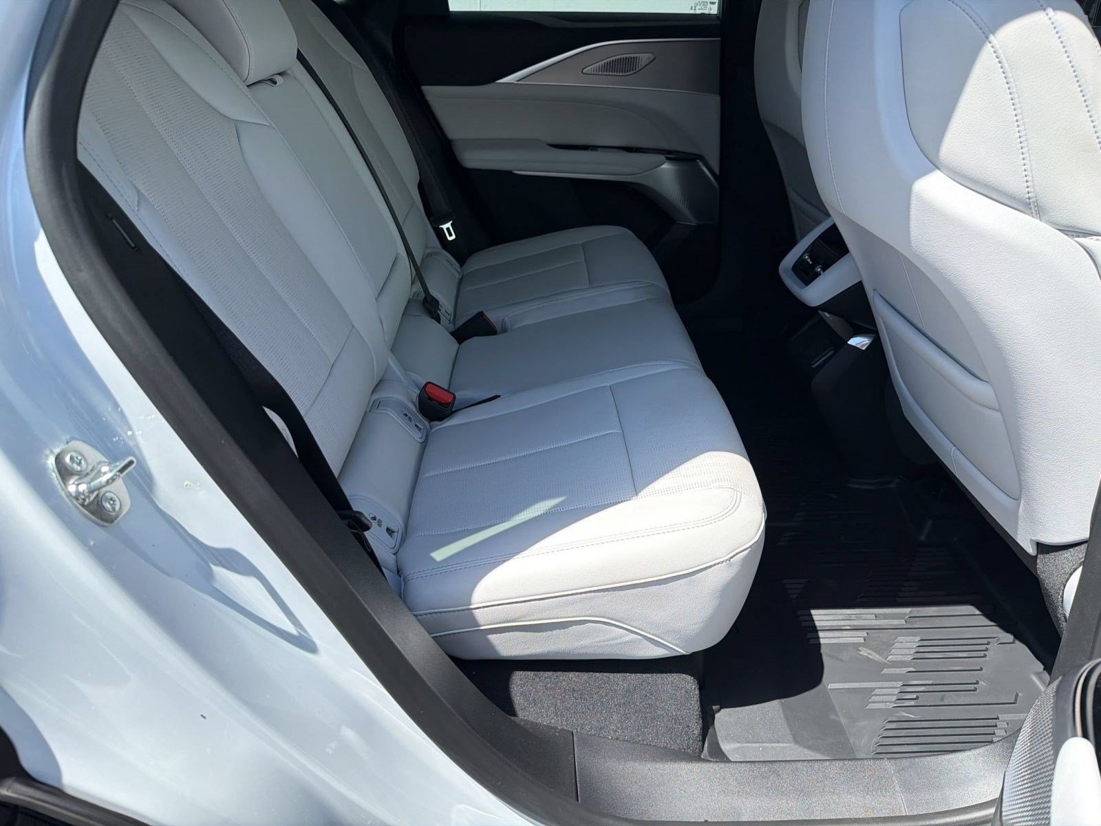 New 2027 Cadillac Lyriq Sport RWD image 29