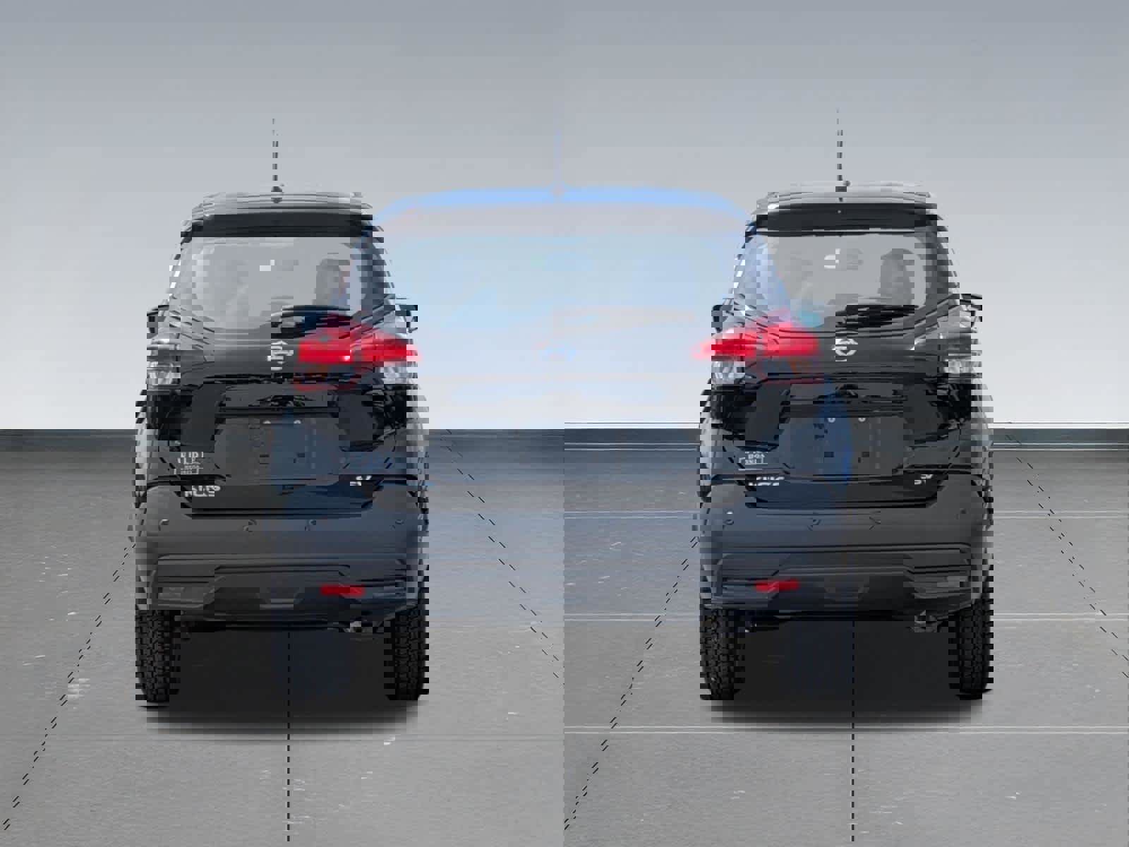 Used 2020 Nissan Kicks SV image 4