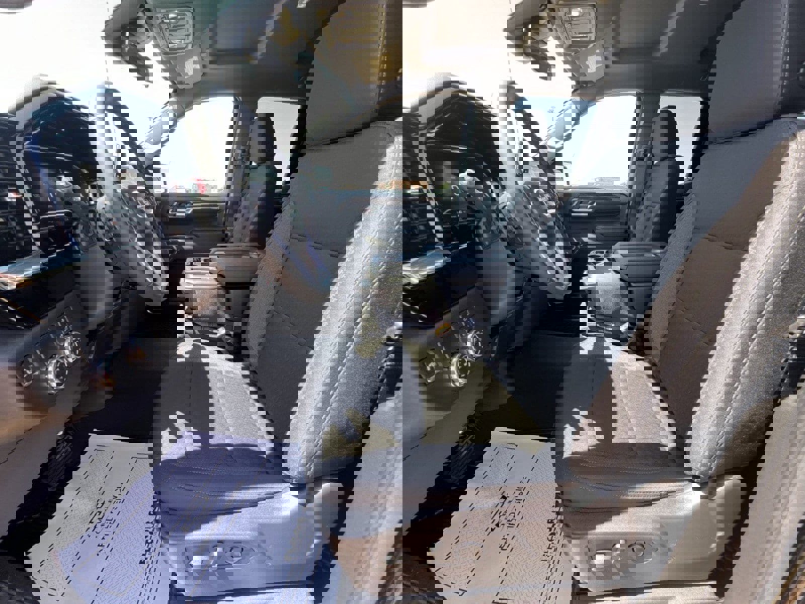 Used 2024 GMC Sierra 1500 Elevation image 9