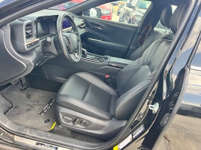 Used 2026 Toyota Crown AWD/4WD image 9