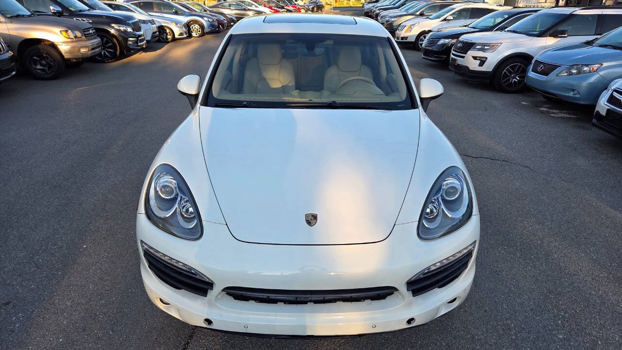 Used 2012 Porsche Cayenne S AWD/4WD image 3