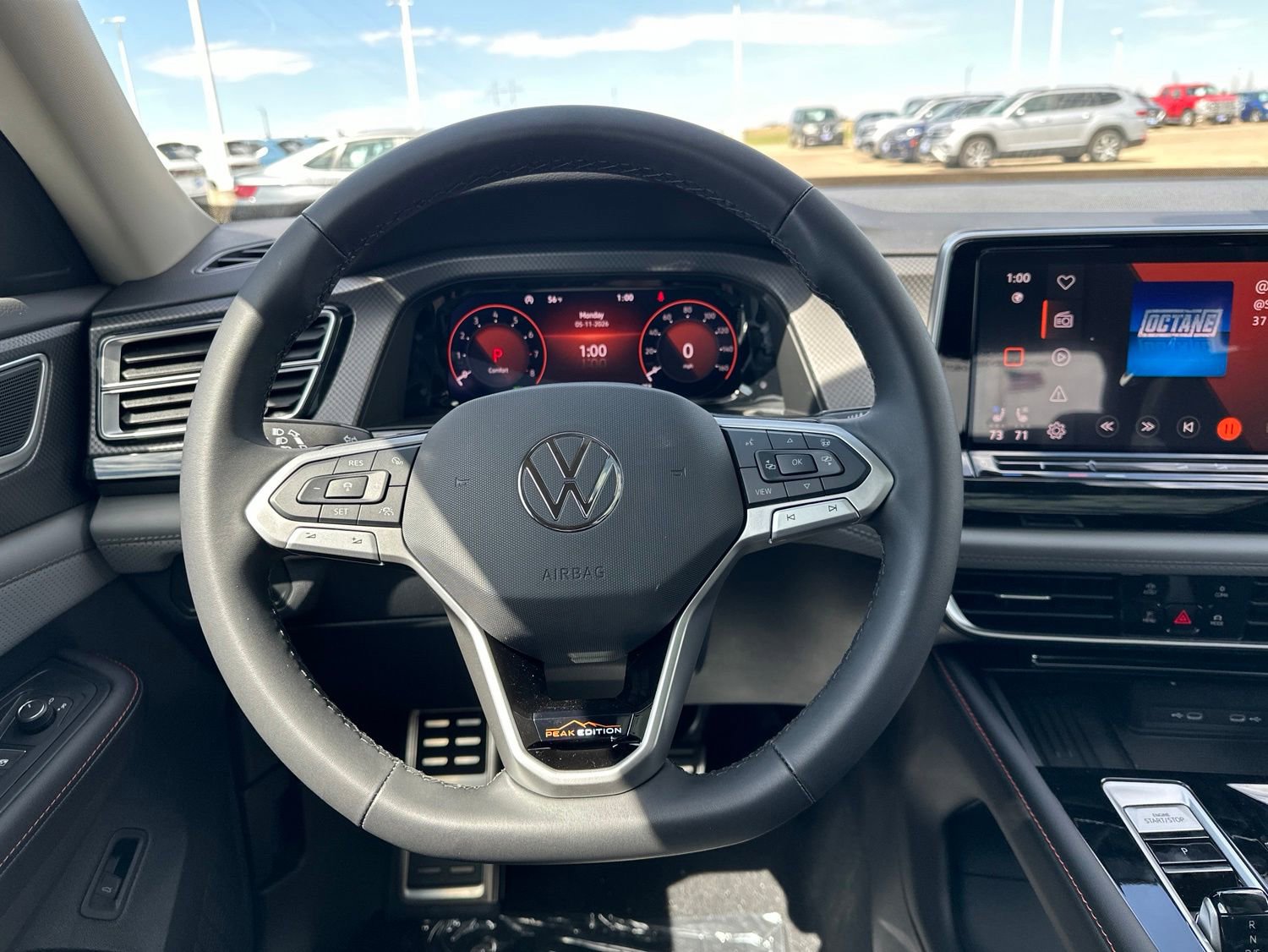 New 2026 Volkswagen Atlas Peak Edition AWD/4WD image 37