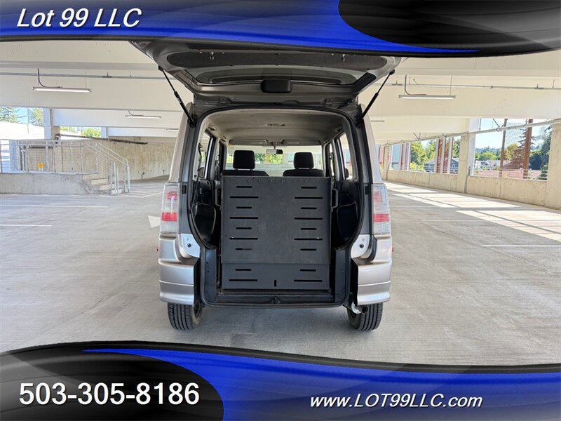 Used 2005 Scion xB FWD image 7