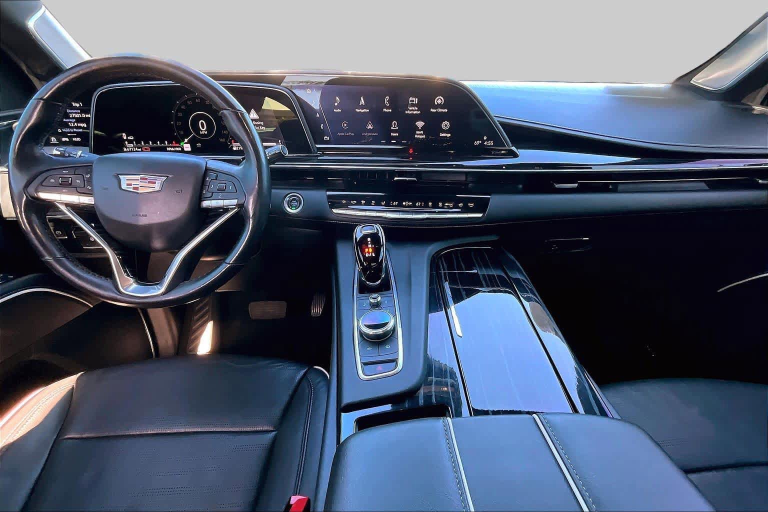 Used 2021 Cadillac Escalade Sport w/ Driver Assist Tech Package AWD/4WD image 14