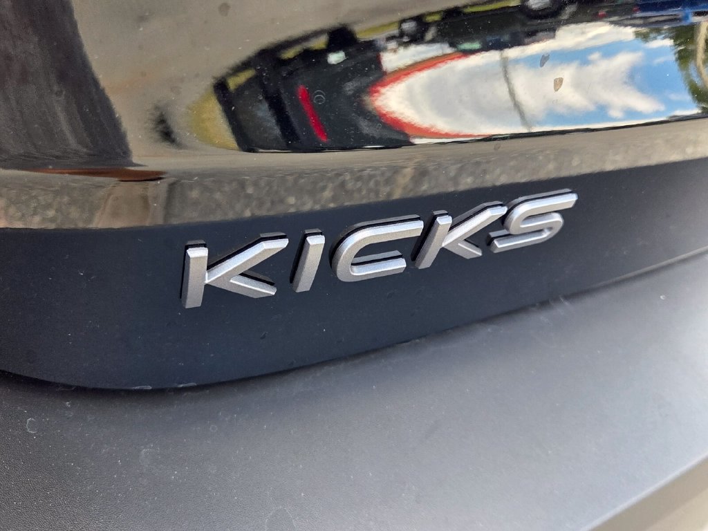 New 2027 Nissan Kicks S FWD image 9