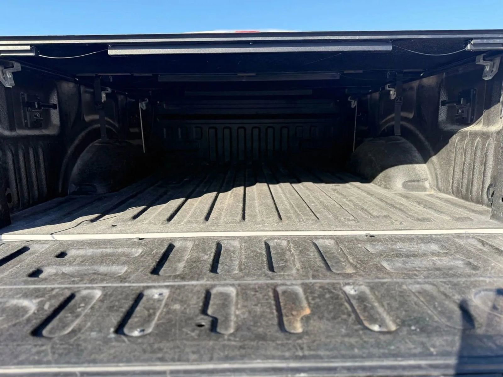 Used 2017 Ford F150 Platinum w/ Equipment Group 701A Luxury image 21