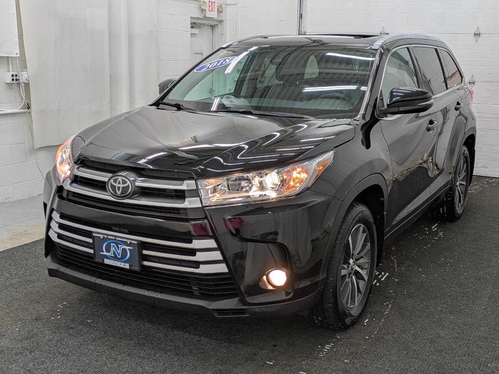 Used 2018 Toyota Highlander XLE image 1