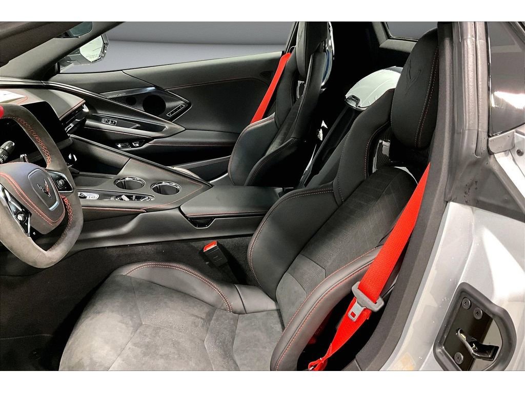 New 2026 Chevrolet Corvette 2LT w/ Stealth Interior Trim Package image 10