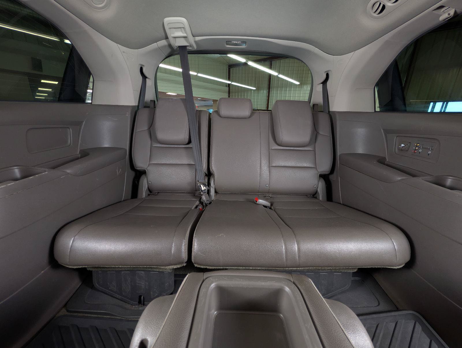 Used 2015 Honda Odyssey EX-L image 46