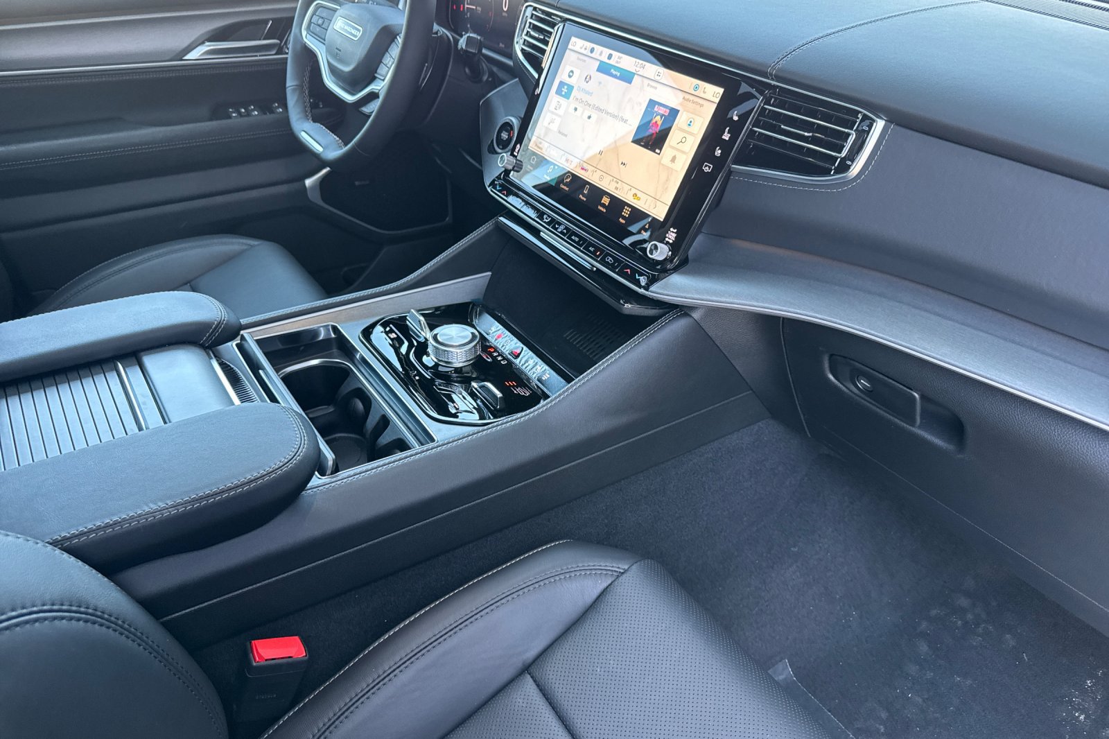 New 2026 Jeep Grand Wagoneer Limited AWD/4WD image 14