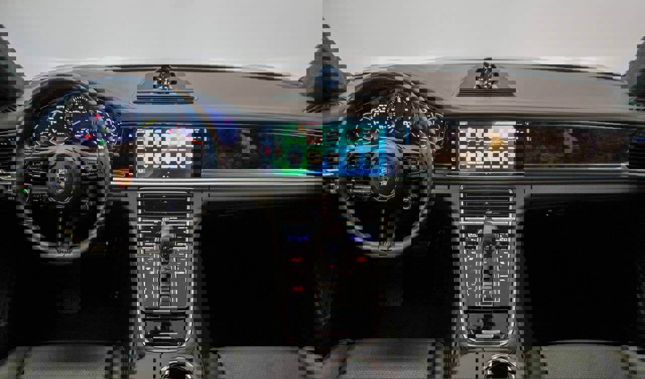 Used 2023 Porsche Panamera Turbo S image 44