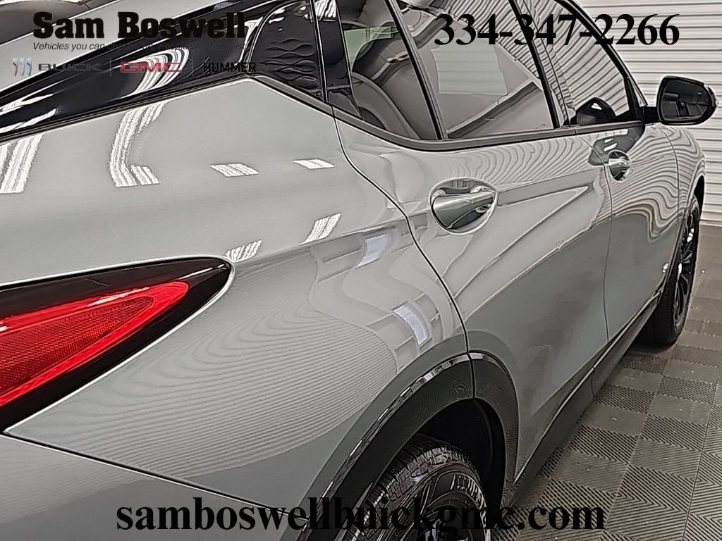 Used 2025 Buick Envista Sport Touring w/ Convenience I Package image 9