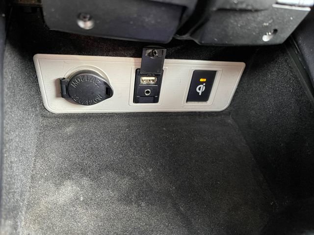 Used 2018 Toyota Avalon Limited w/ All Weather Liner Package FWD image 23