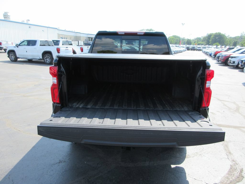 Certified 2026 Chevrolet Silverado 1500 RST w/ RST All Star Premium Package AWD/4WD image 9