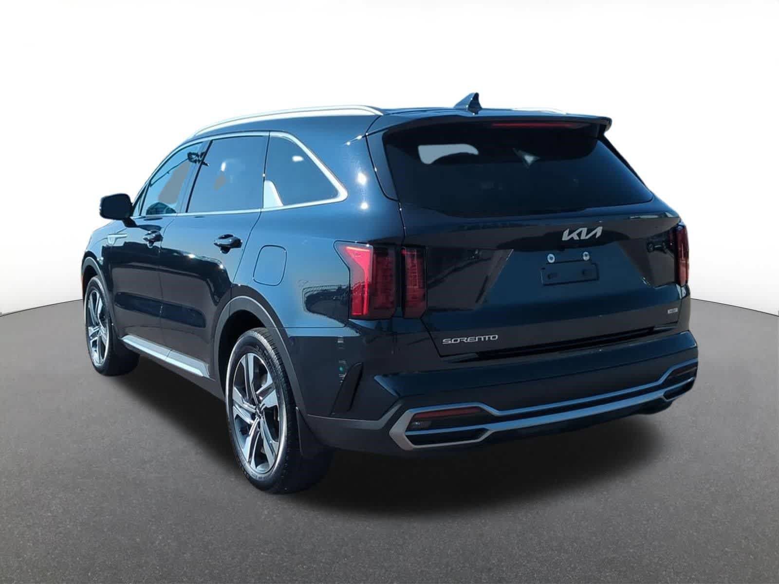 Used 2023 Kia Sorento EX AWD/4WD image 4