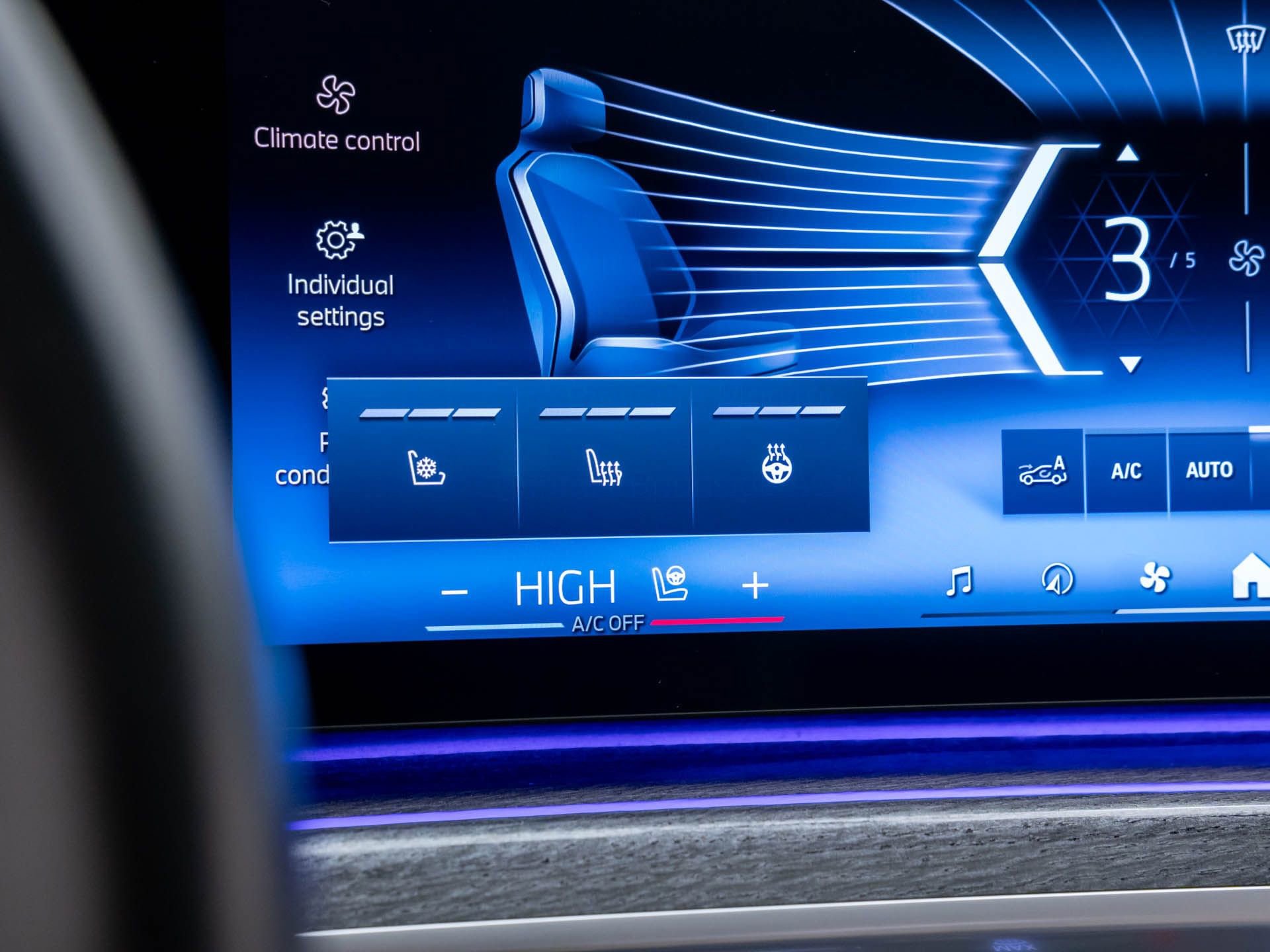 Used 2023 BMW i7 xDrive60 w/ Executive Package 2 image 27