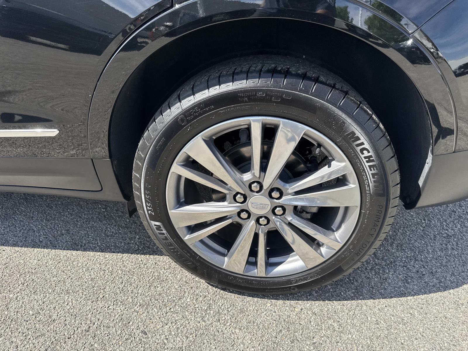 Used 2025 Cadillac XT5 Premium Luxury image 6