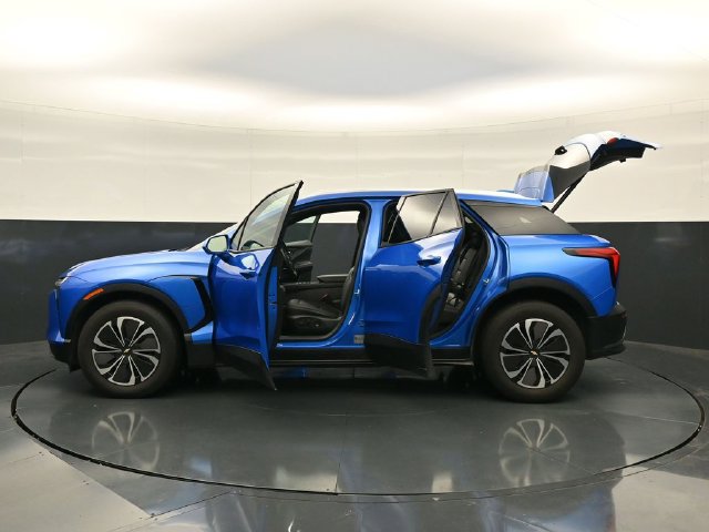 Used 2024 Chevrolet Blazer EV LT AWD/4WD image 56
