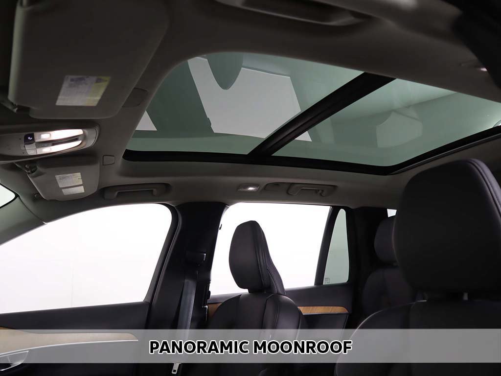 Used 2025 Volvo XC90 B6 Plus w/ Protection Package Premier AWD/4WD image 4