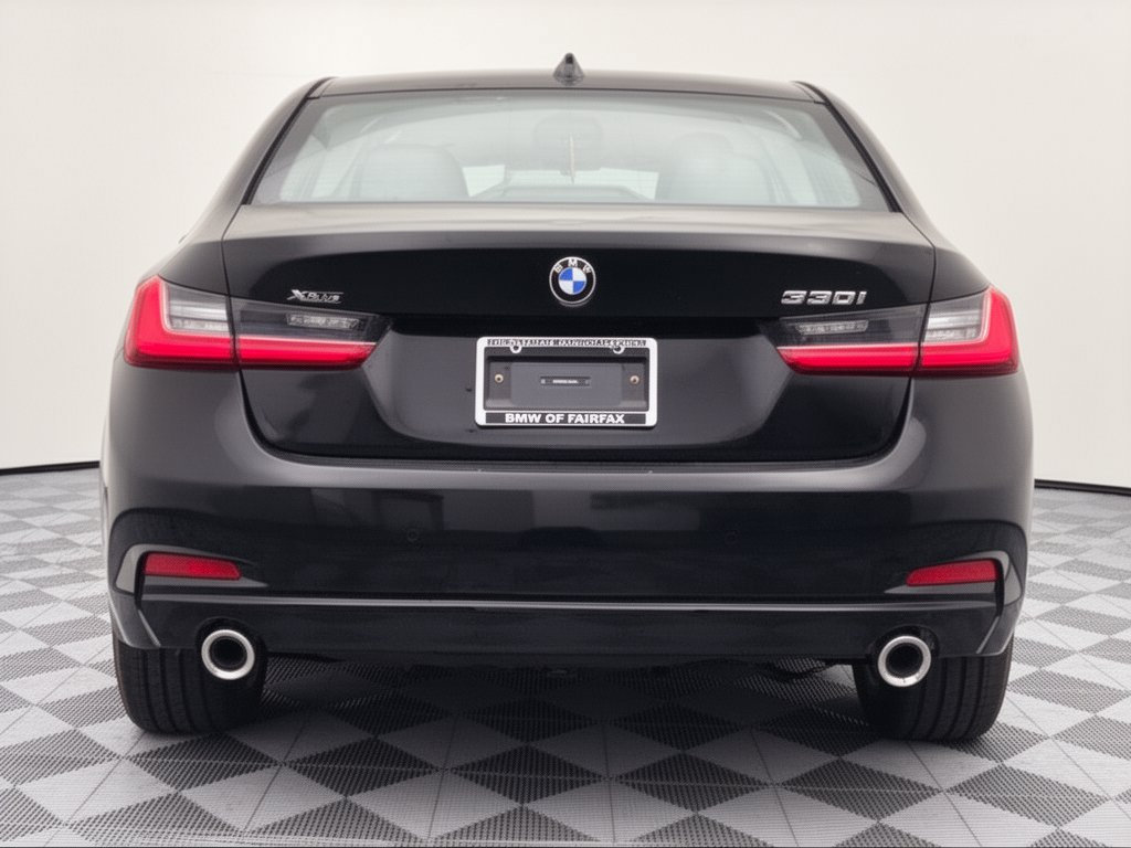 New 2026 BMW 330i xDrive Sedan w/ Premium Package AWD/4WD image 11