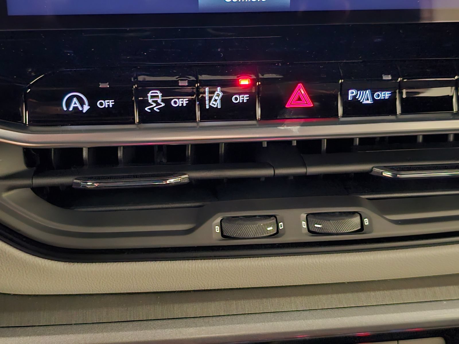 New 2026 Jeep Compass Limited AWD/4WD image 14