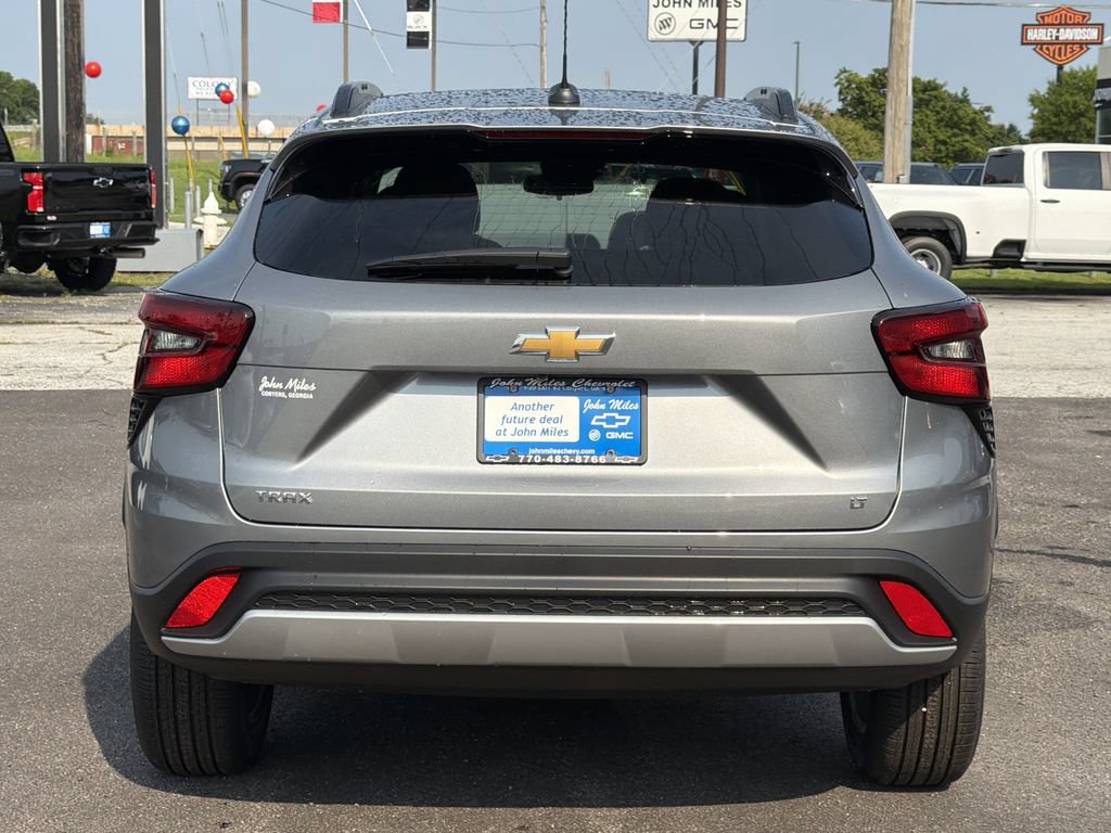 New 2026 Chevrolet Trax LT FWD image 5