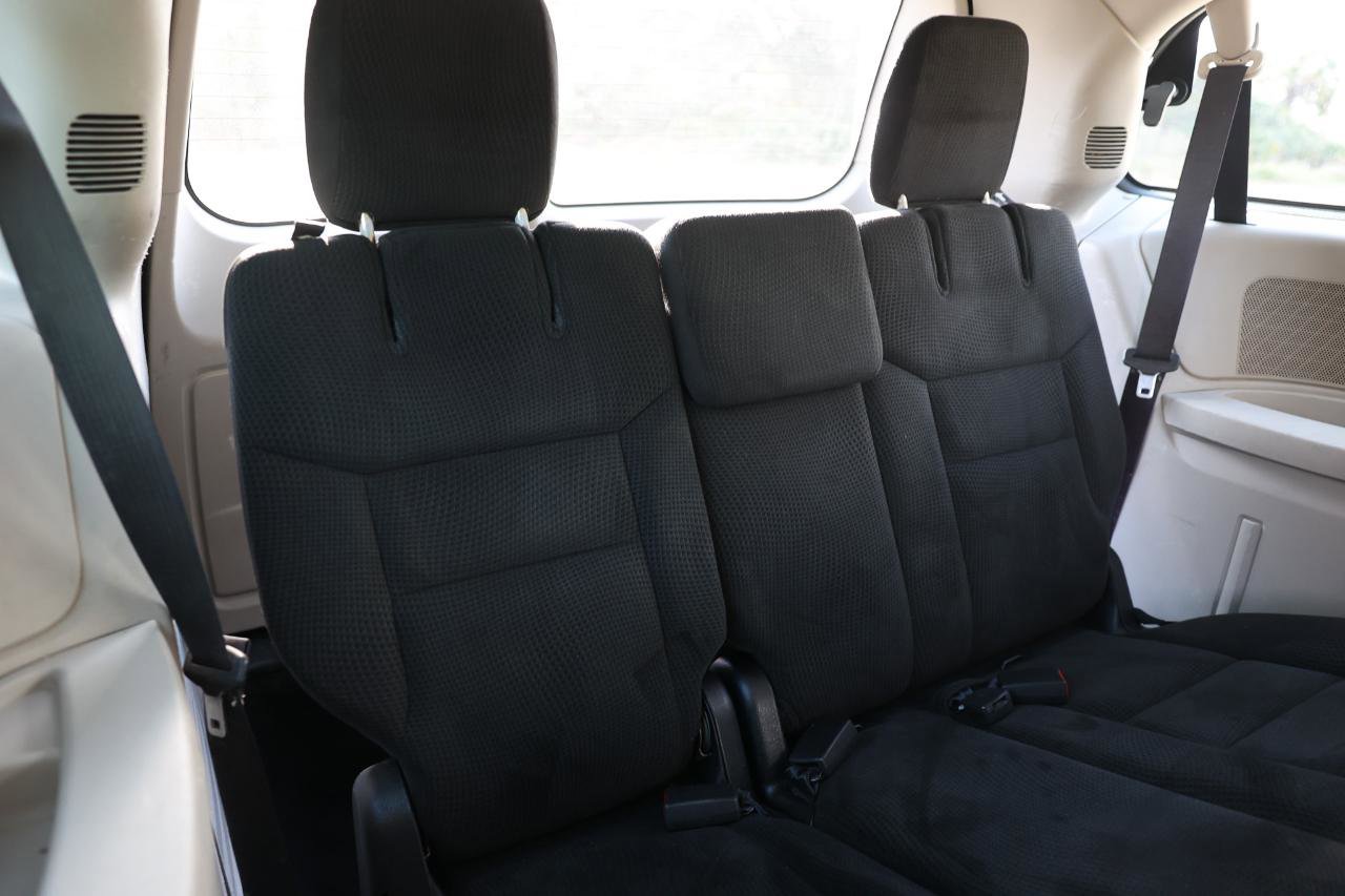 Used 2015 Dodge Grand Caravan American Value Package image 22