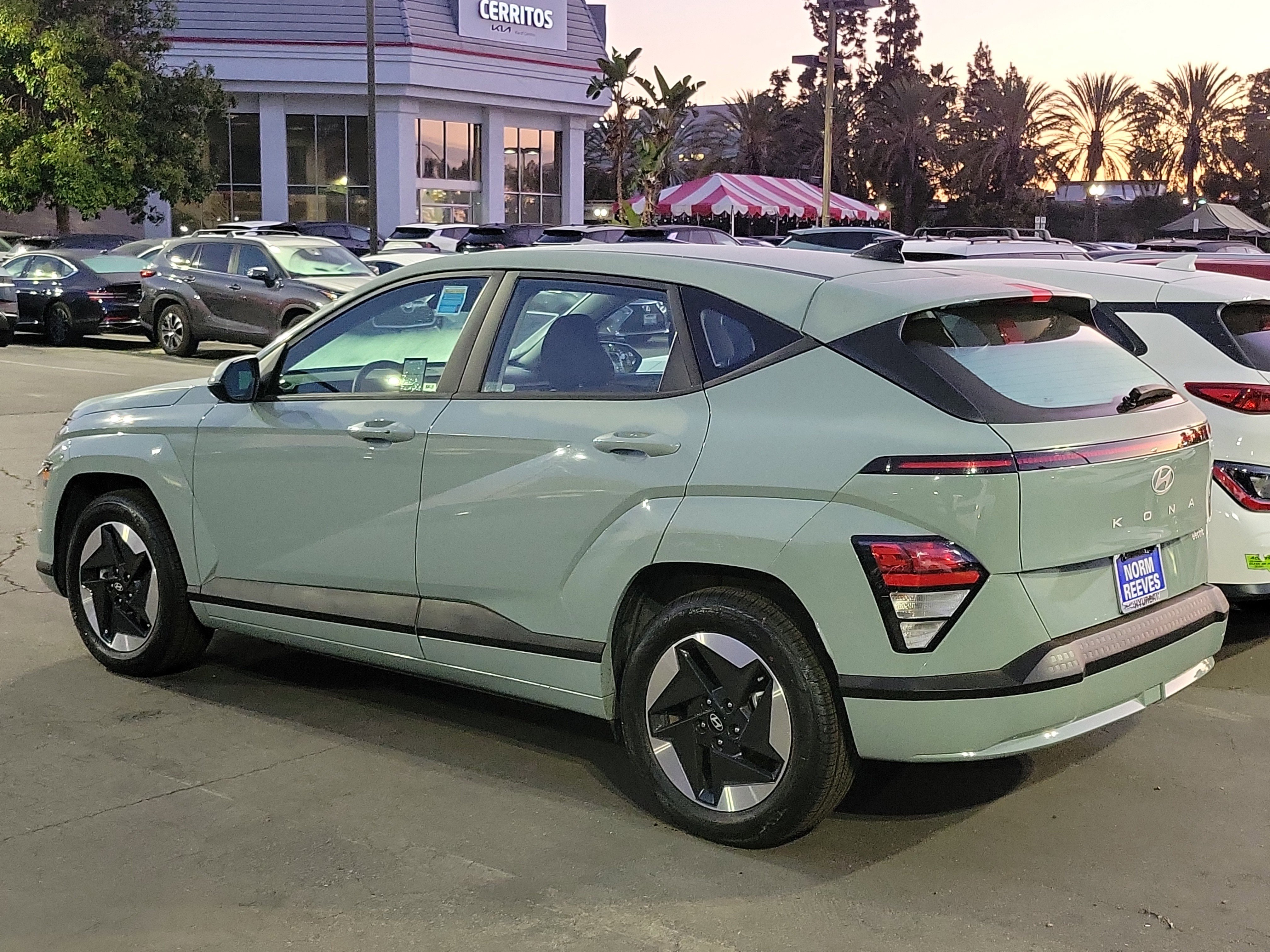 Certified 2024 Hyundai Kona SE image 27