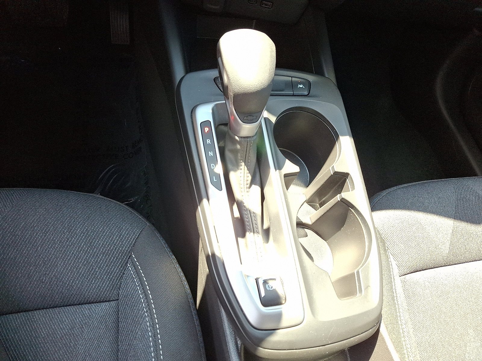 Used 2025 Chevrolet Trax LS image 16