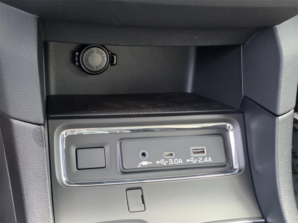 Certified 2025 Subaru Ascent Premium image 23