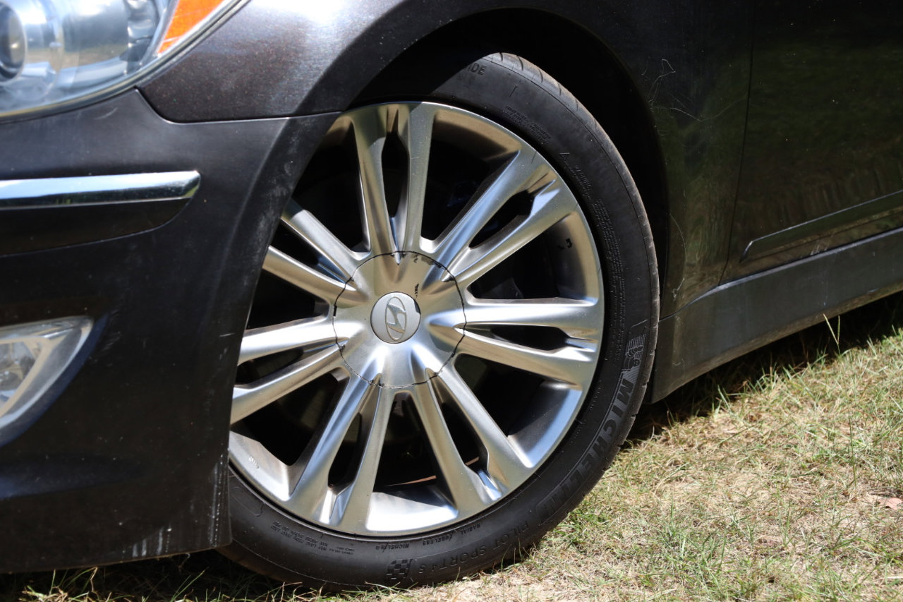 Used 2014 Hyundai Genesis 3.8 w/ Technology Package 03 image 21