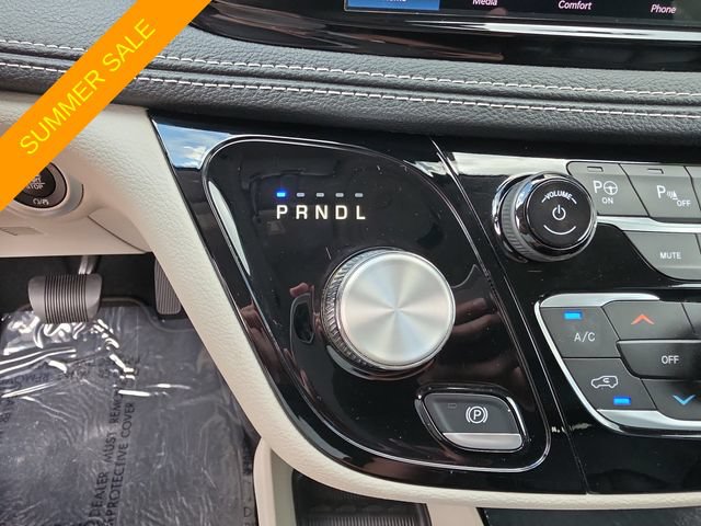 Certified 2023 Chrysler Pacifica Touring-L FWD image 21