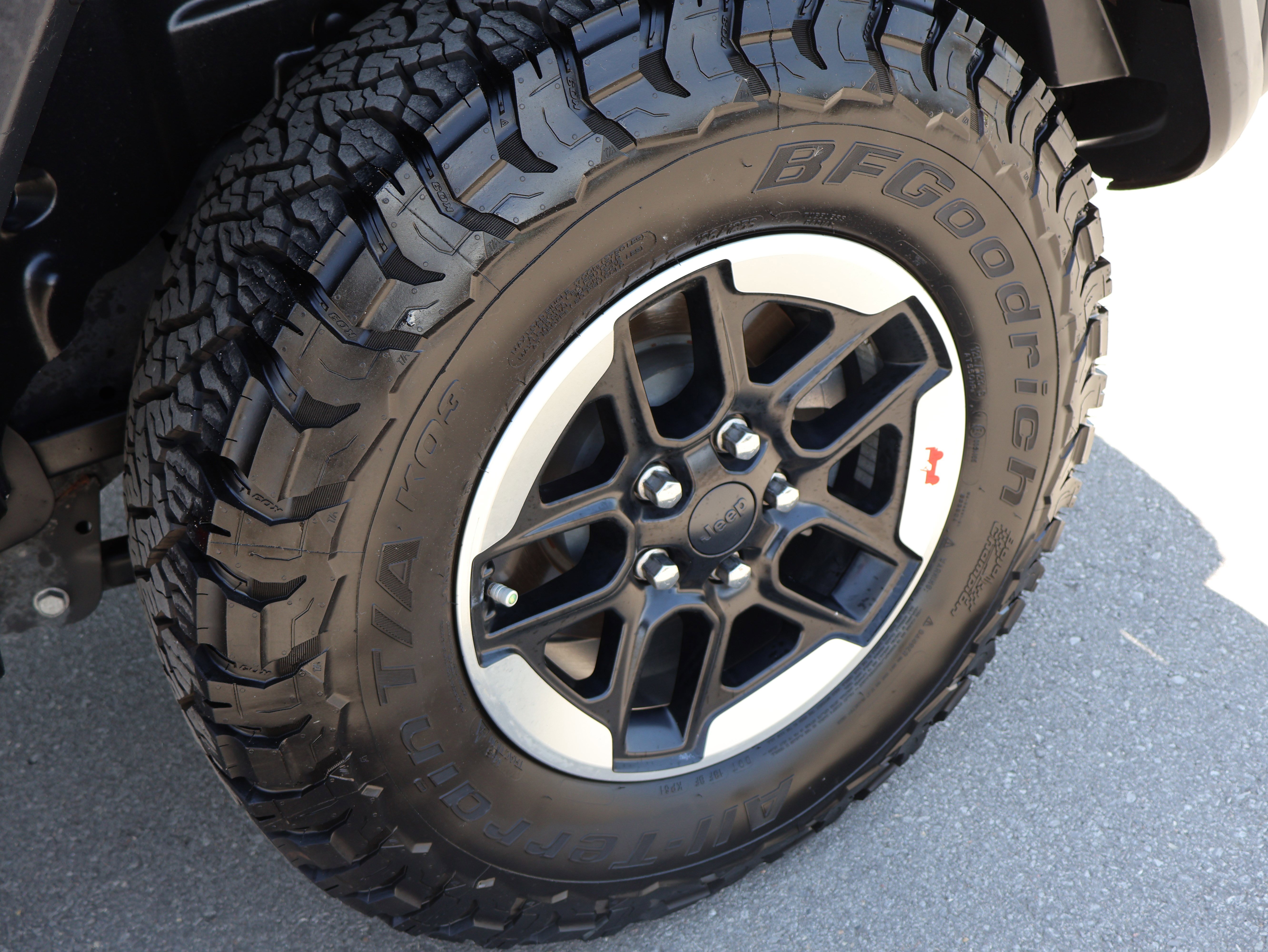 Used 2020 Jeep Wrangler Unlimited Rubicon AWD/4WD image 35