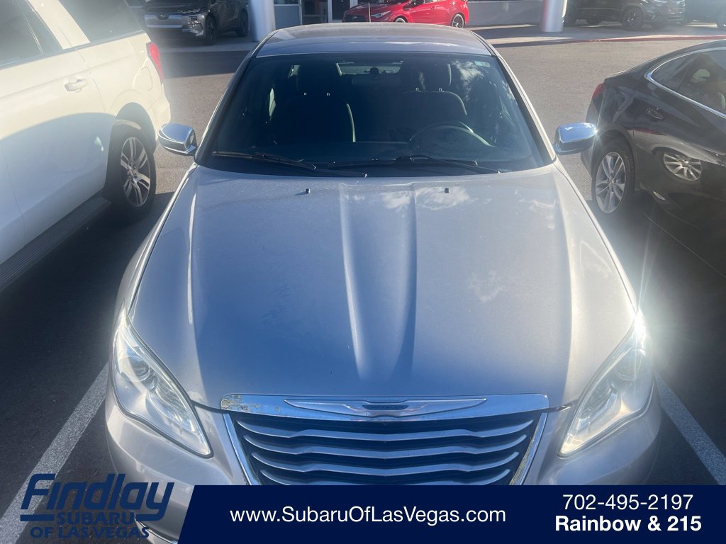 Used 2014 Chrysler 200 Touring FWD image 1