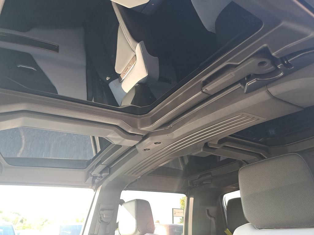 New 2025 GMC Hummer EV 3X AWD/4WD image 38