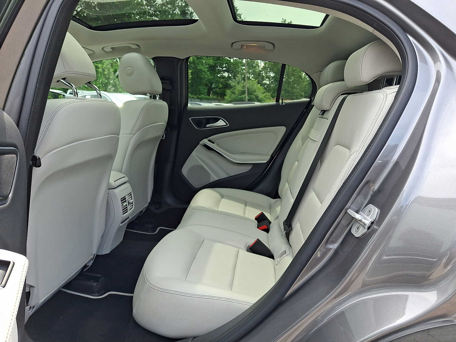 Used 2018 Mercedes-Benz GLA 250 4MATIC image 10