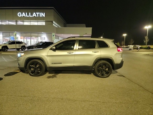 Used 2019 Jeep Cherokee Latitude Plus image 7