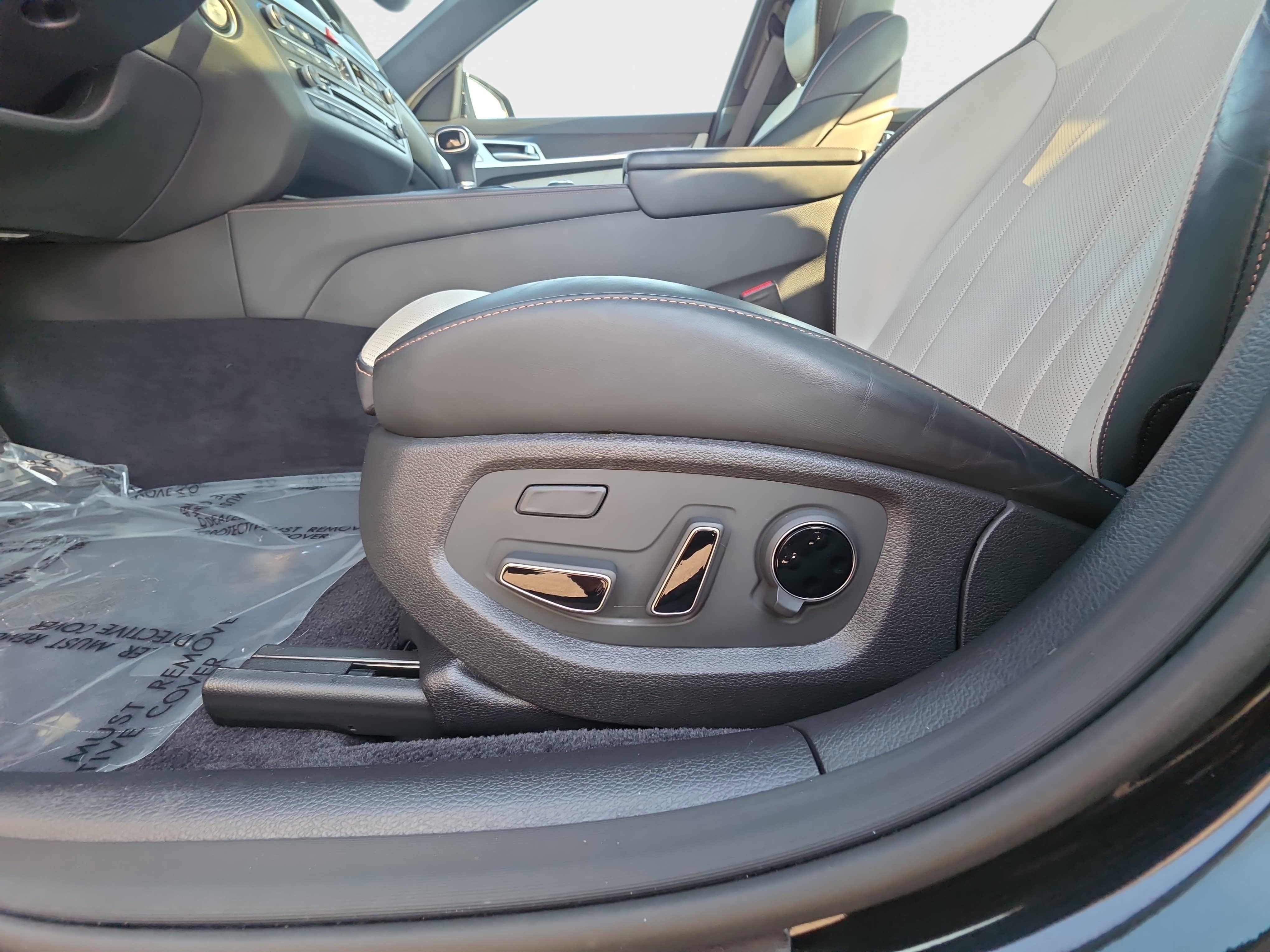 Used 2019 Genesis G80 3.3T Sport RWD image 29