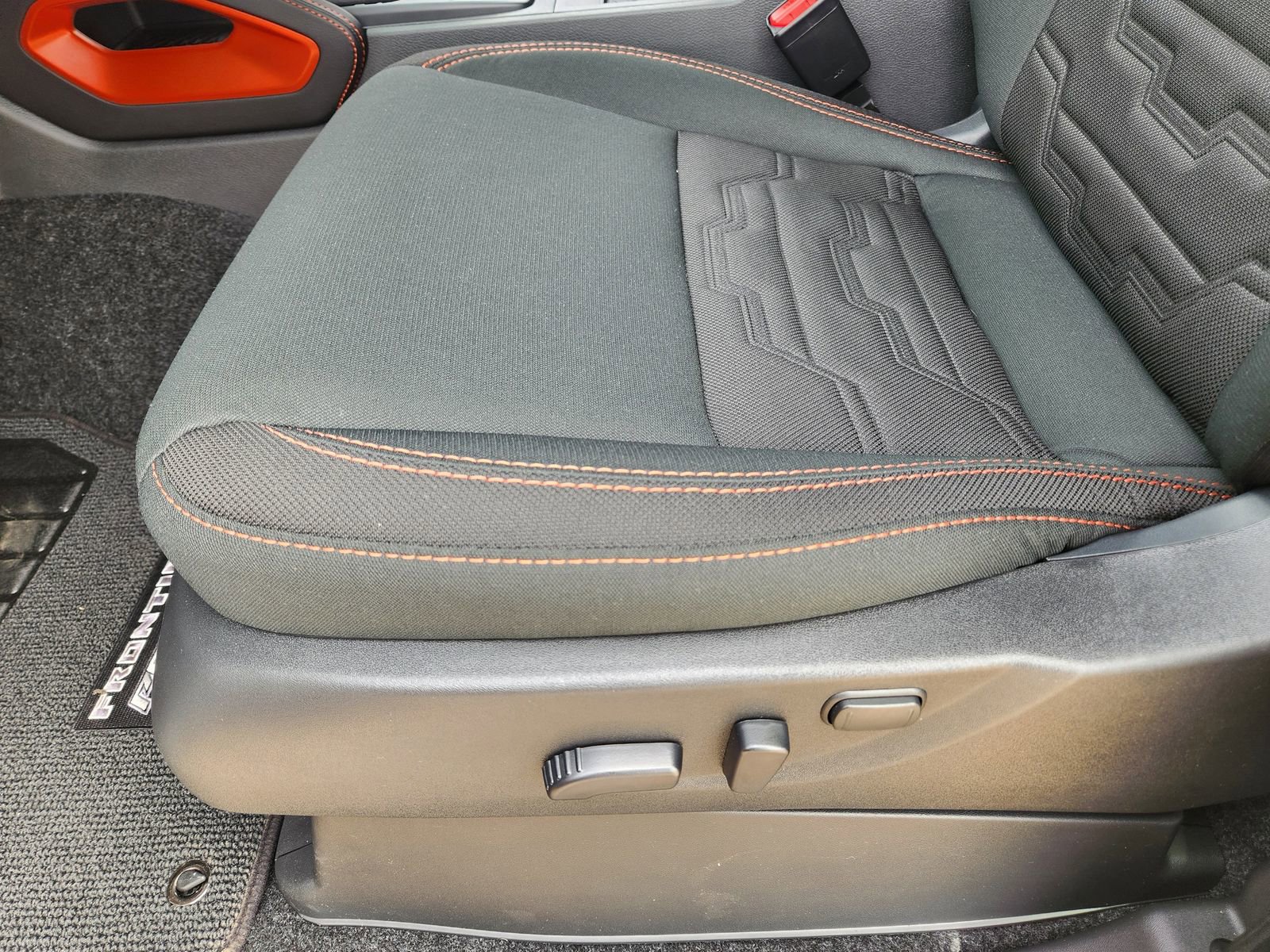 New 2026 Nissan Frontier PRO-4X w/ Pro-4x Convenience Package image 21