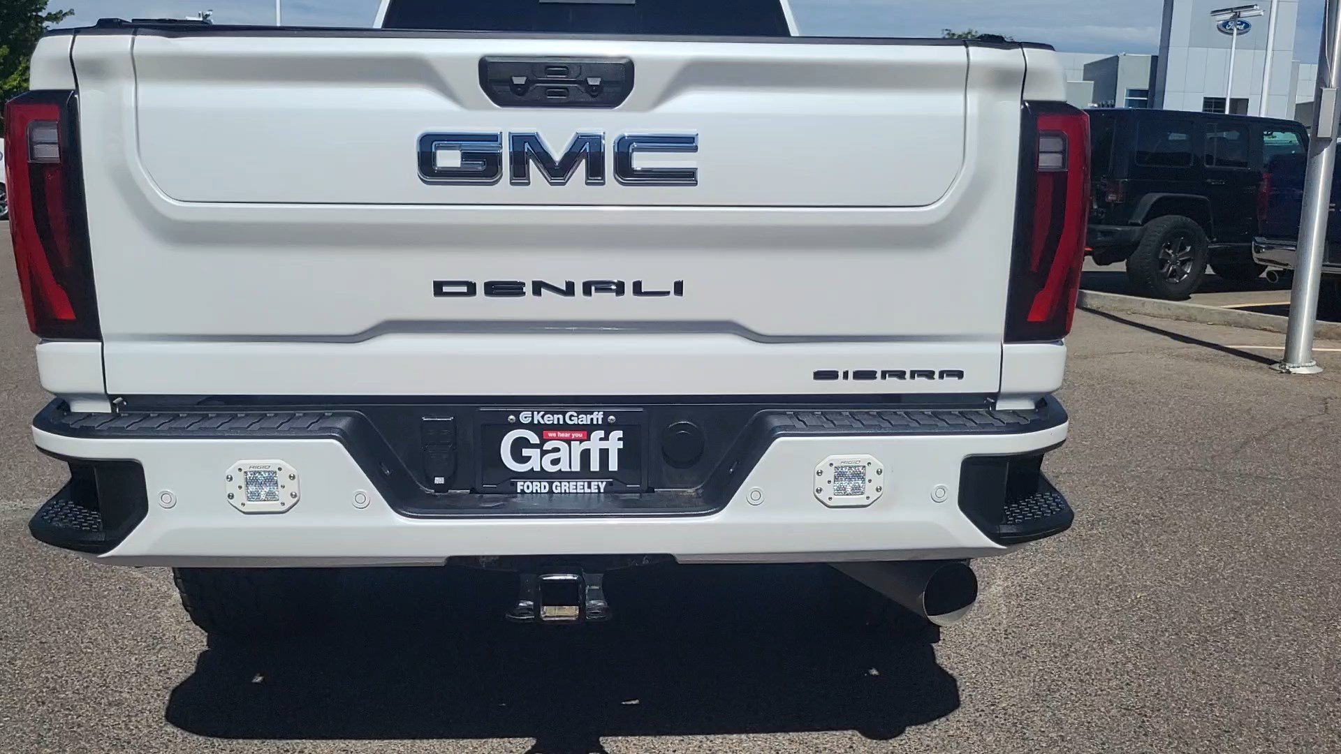 Used 2024 GMC Sierra 3500 Denali Ultimate AWD/4WD image 27