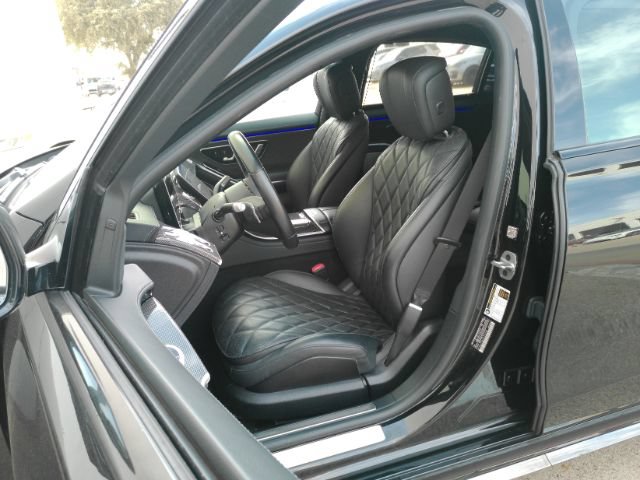 Used 2023 Mercedes-Benz S 580 4MATIC Sedan w/ AMG Line image 16