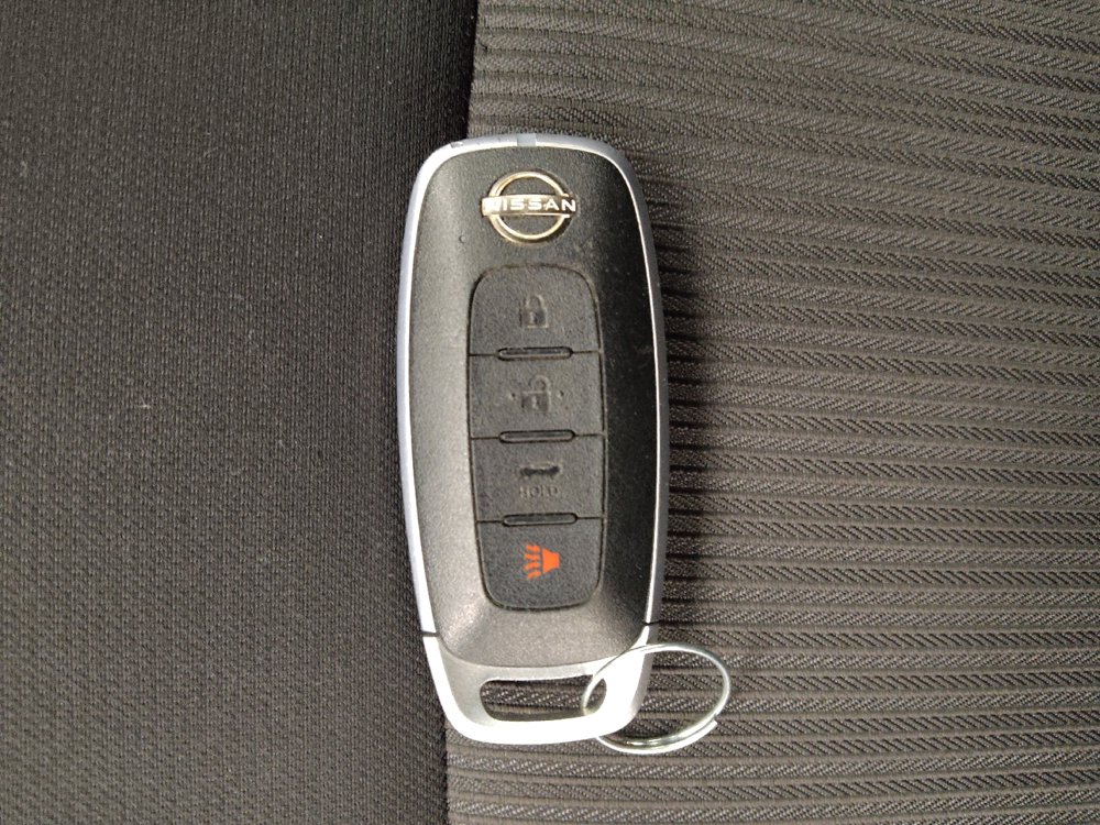 Used 2025 Nissan Sentra SV FWD image 32