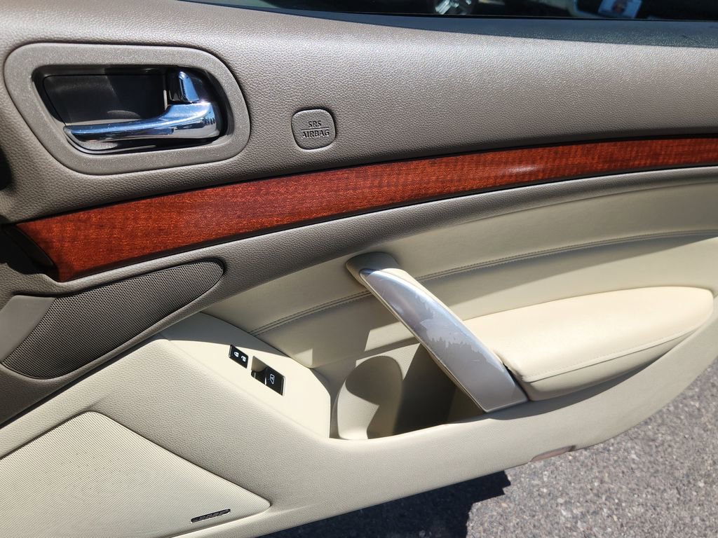 Used 2009 INFINITI G37 Convertible w/ Premium Pkg RWD image 13