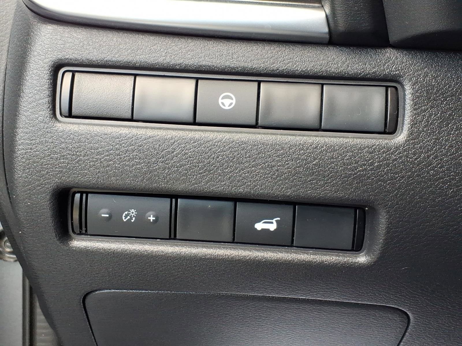 Certified 2021 Nissan Rogue SV w/ Premium Package image 28